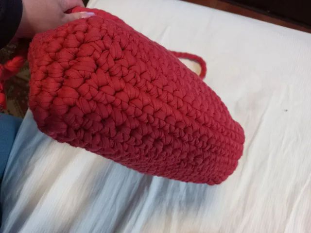 Bolsa vermelha trançada  - Foto 5