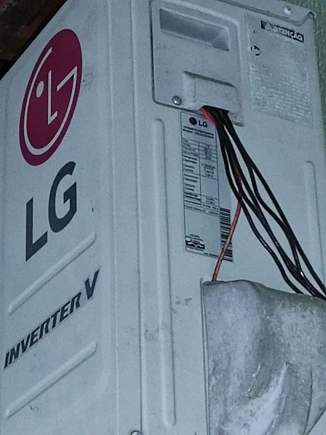 Unidade Condensadora LG inverterV - 12mil BTUs