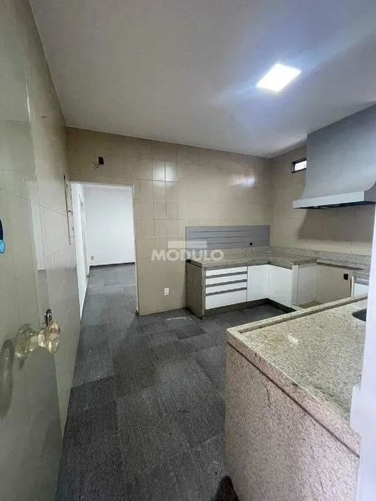 Casa Comercial para locação Bairro Osvaldo Rezende - Foto 5