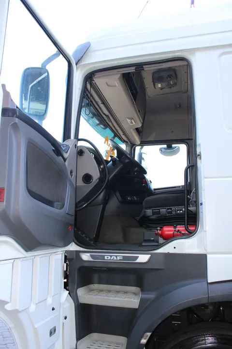 XF FTS480 6x2 Space Cab (diesel)(E5). - Foto 9