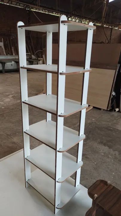 Rack expositor multiuso desmontável MDF prateleiras