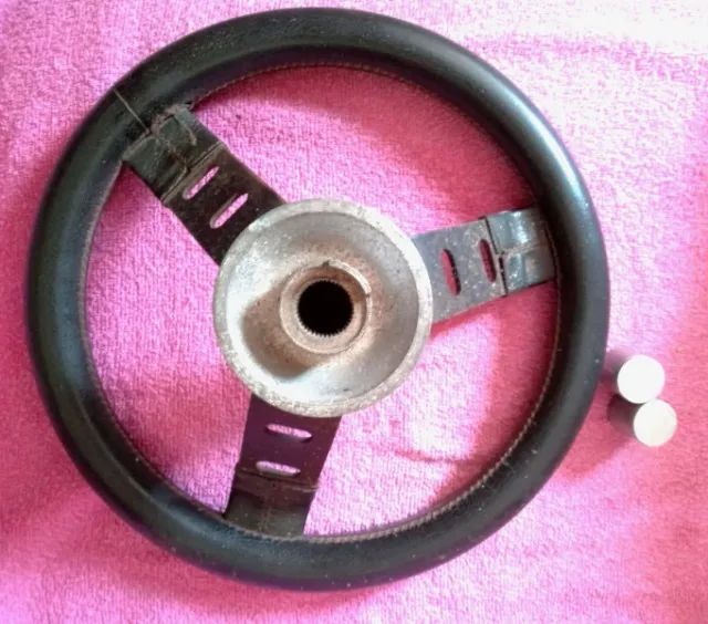 Volante Antigo Esportivo Original Phantom c Furos Revestido Couro  - Foto 5