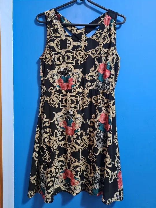 Vestido floral tamanho p - Foto 2
