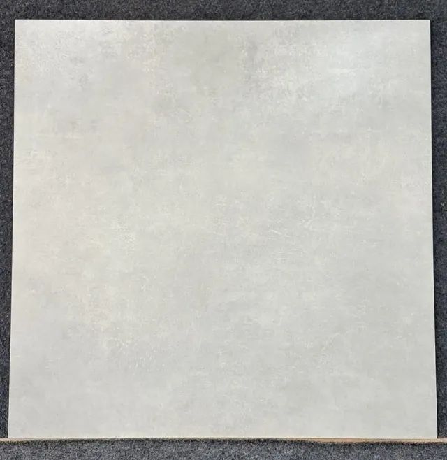 Piso 66x66 Grafite Retificado - R$ 28,99 o m²