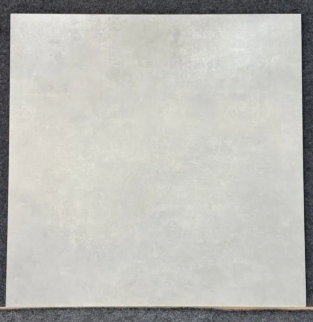 Piso 66x66 Grafite Retificado - R$ 28,99 o m²