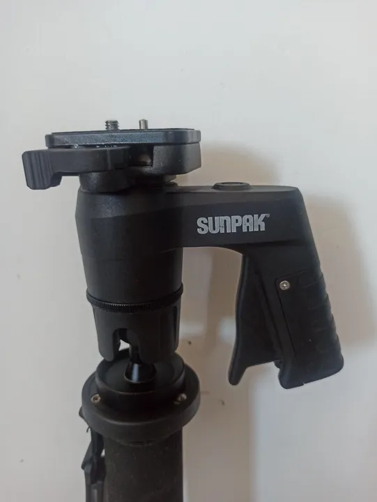 Monopé Oben ACM2400 com cabeça gatilho Sunpak