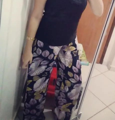 Calça comprida florida 