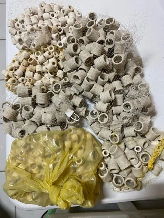 Mídia de cerâmica para aquário
