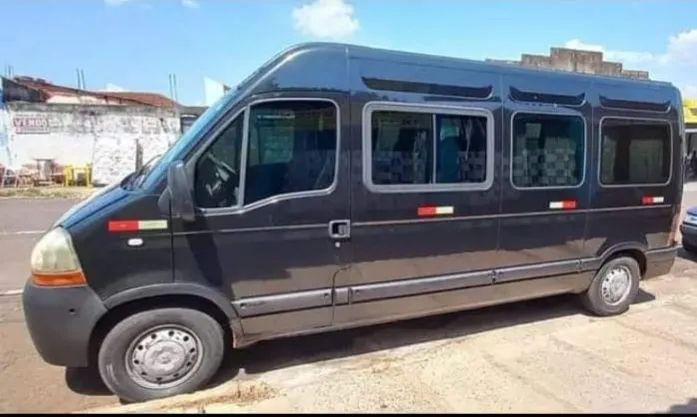 LOCAÇÃO DE VAN COM MOTORISTA  - Foto 4
