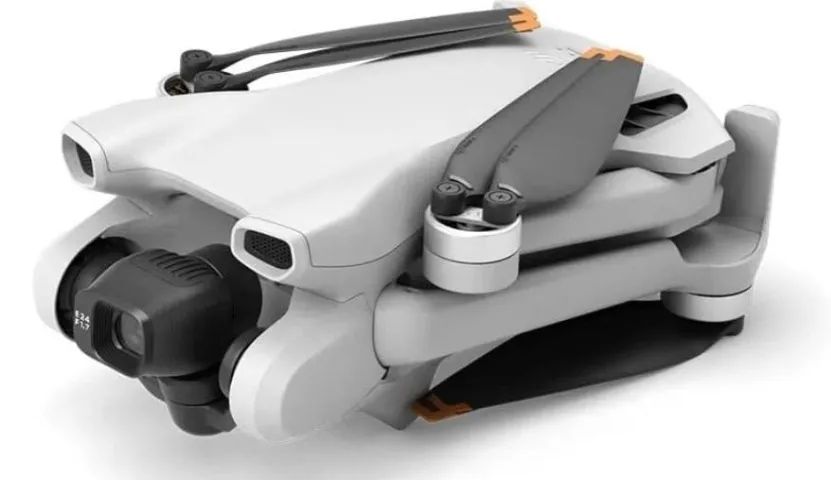 Drone DJI Mini 3 Fly More Combo Plus Com Tela Câmera 4k - Foto 4