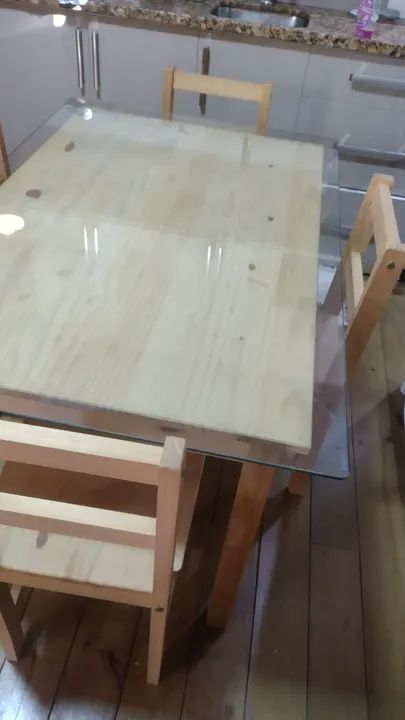 Mesa 4 lugares com tampo de vidro  - Foto 2