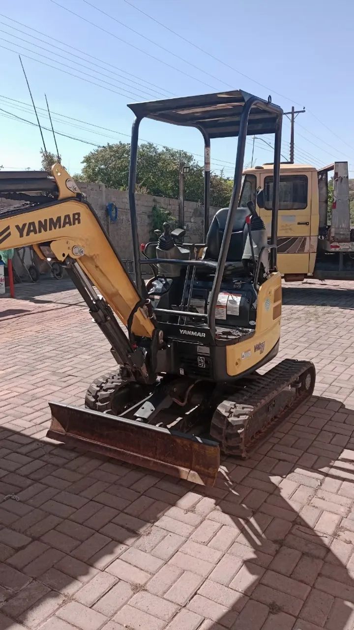 Mini Escavadeira Yanmar Vio17 Ano 2022