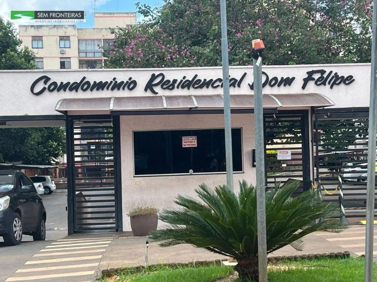 Apartamento com 3 dormitórios à venda, 72 m² por R$ 270.000,00 - Setor Urias Magalhães - G
