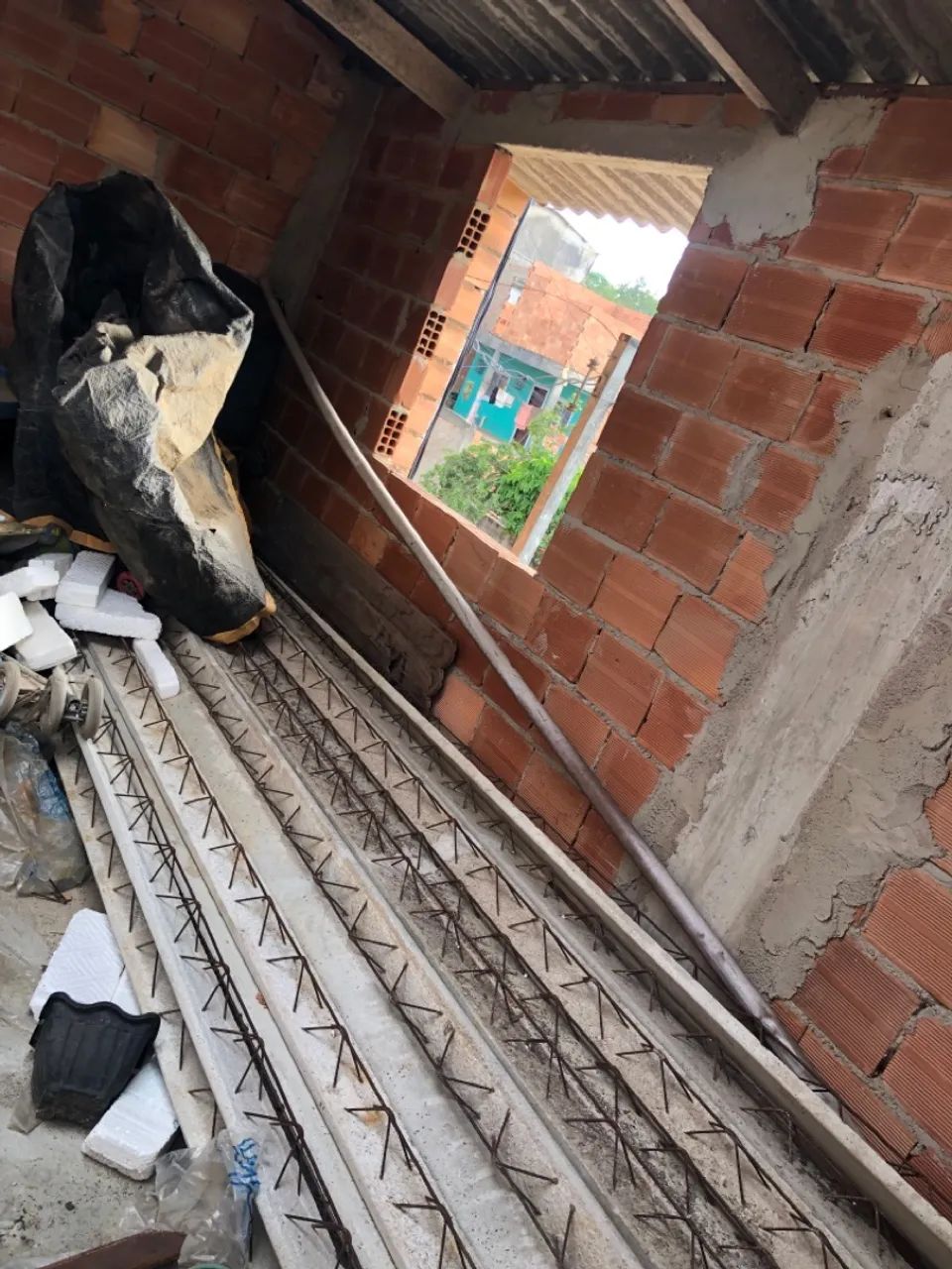 Vigas para lajes de 4 metros Ferragens para Construção Civil