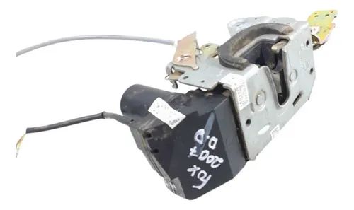 Fechadura Porta Dianteira Direita Volkswagen Fox 2006 - Peças para