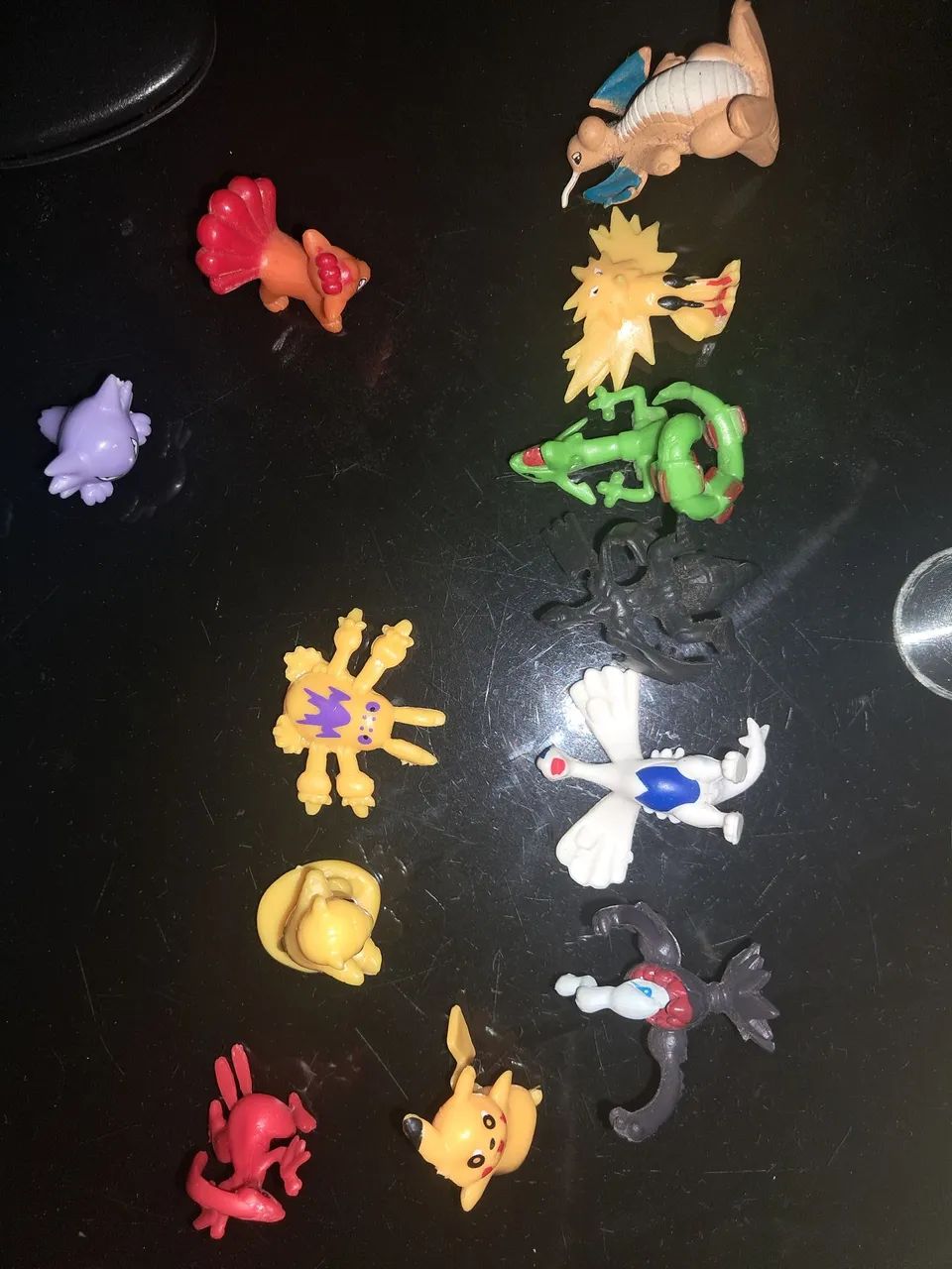 Pequena coleção de miniaturas pokemon - Foto 3