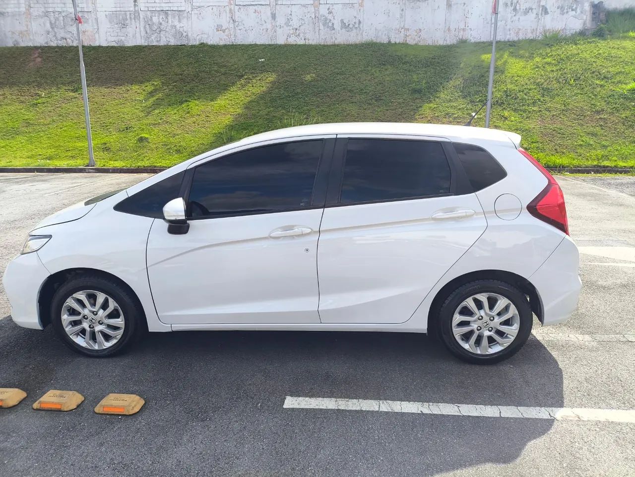 Carro de seguradora  - Foto 5
