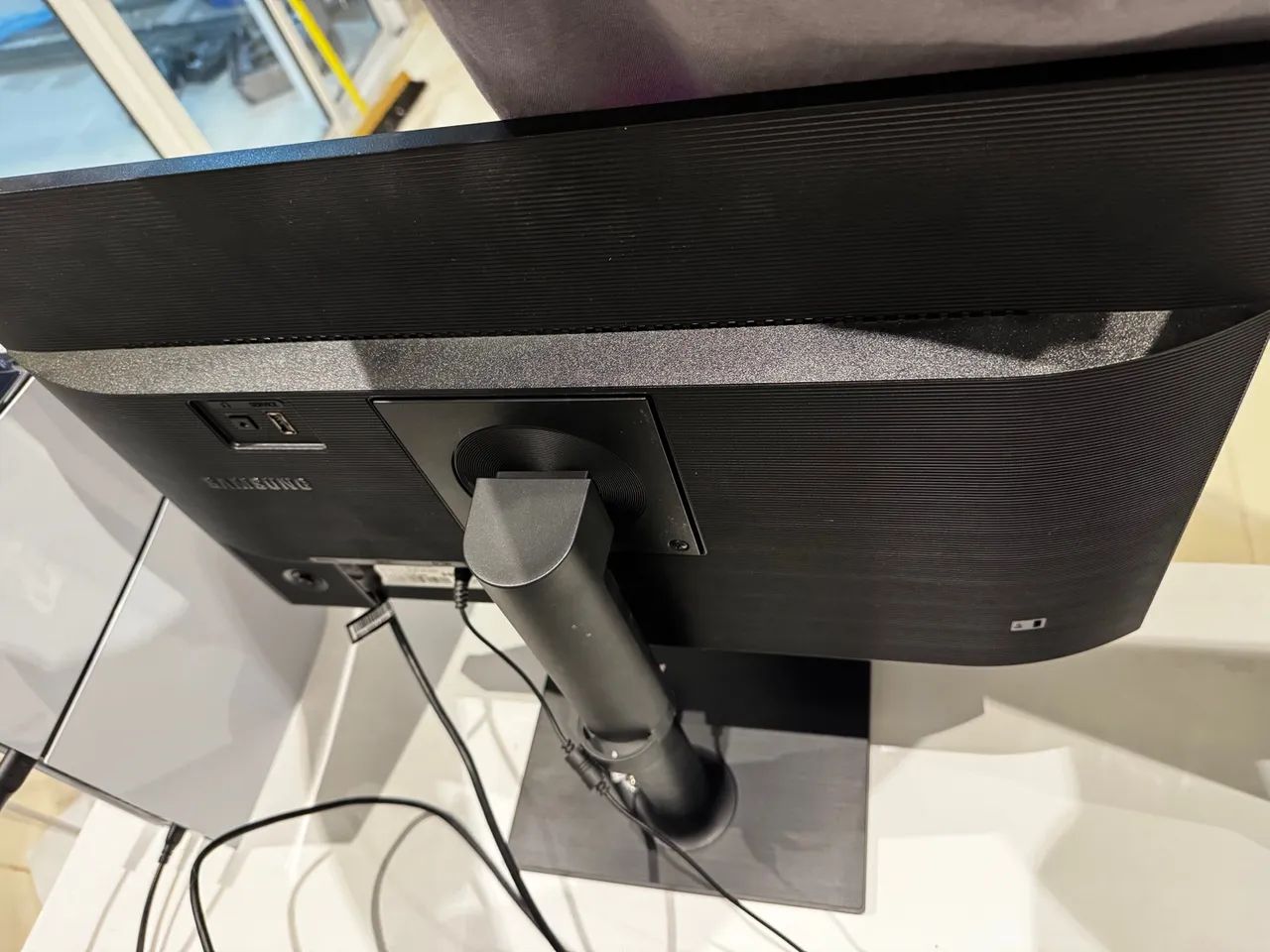 Monitor Samsung odyssey g3 24 - Foto 4