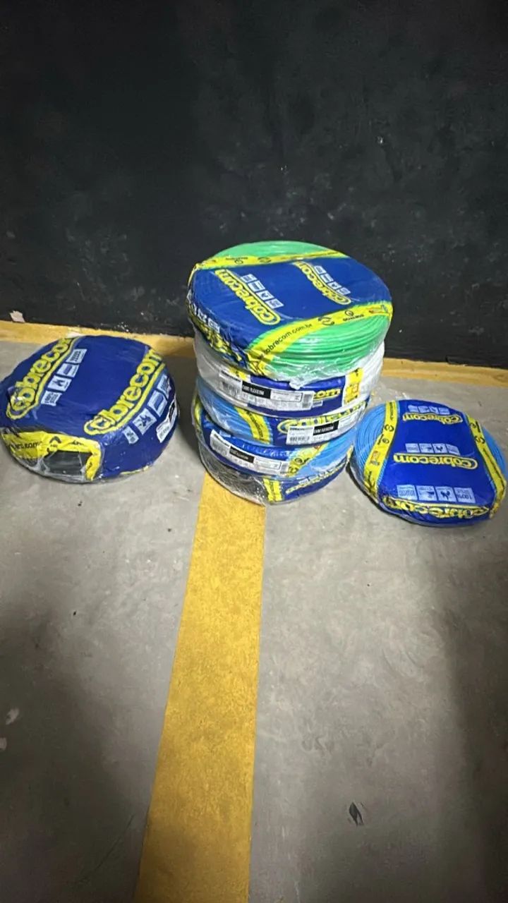 Vendo 7 rolos de Fios de 100 metros Cobrecom 