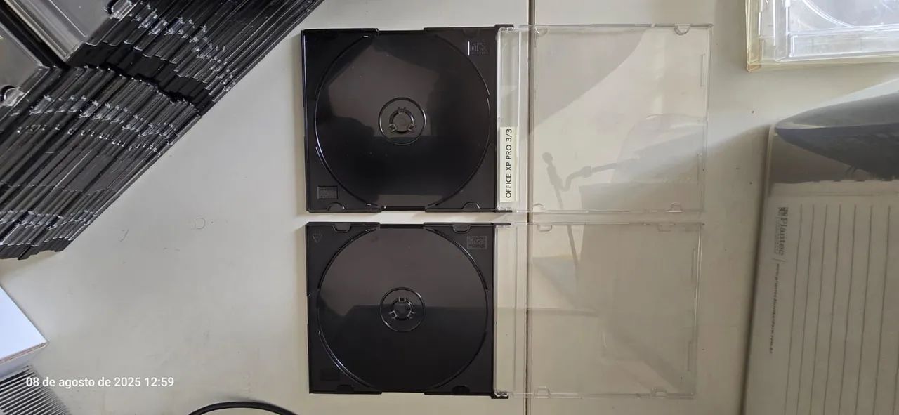 caixas / porta CDs e DVD - Retire Rua Baronesa de Itu 774 Cep 01231-000