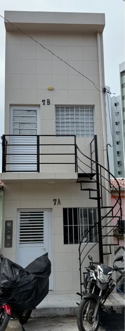 Vendo casa no poço proximo a praça da maravilha (térreo e primeiro andar)