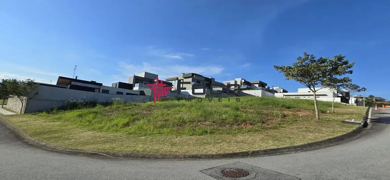 Terreno de 660m² pra Venda no Urbanova