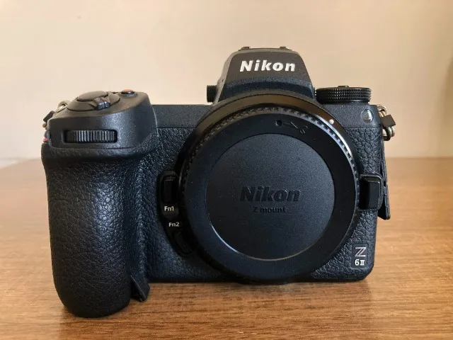 Câmera Profissional Sem Espelho Nikon Z 6ii (Usado)