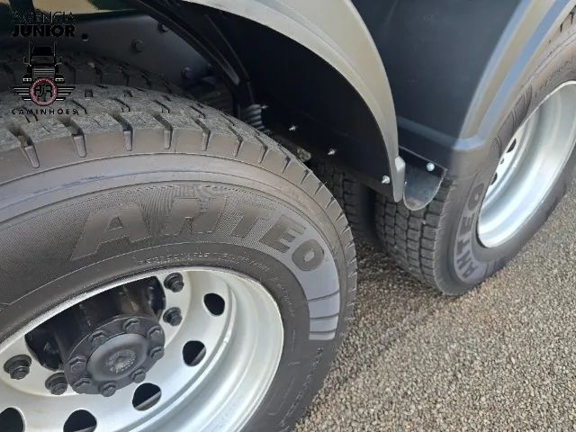 MB 2730 ano 2022 Traçado Tanque Pipa Bombeiro 20.000L sem uso. - Foto 5