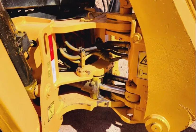 Retroescavadeira jcb 3cx 2012 - Foto 4