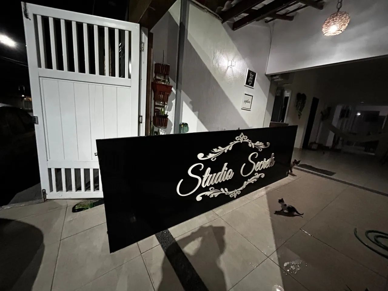 Placa em ACM Studio Secrets - Perfeito para seu negócio! - Foto 3