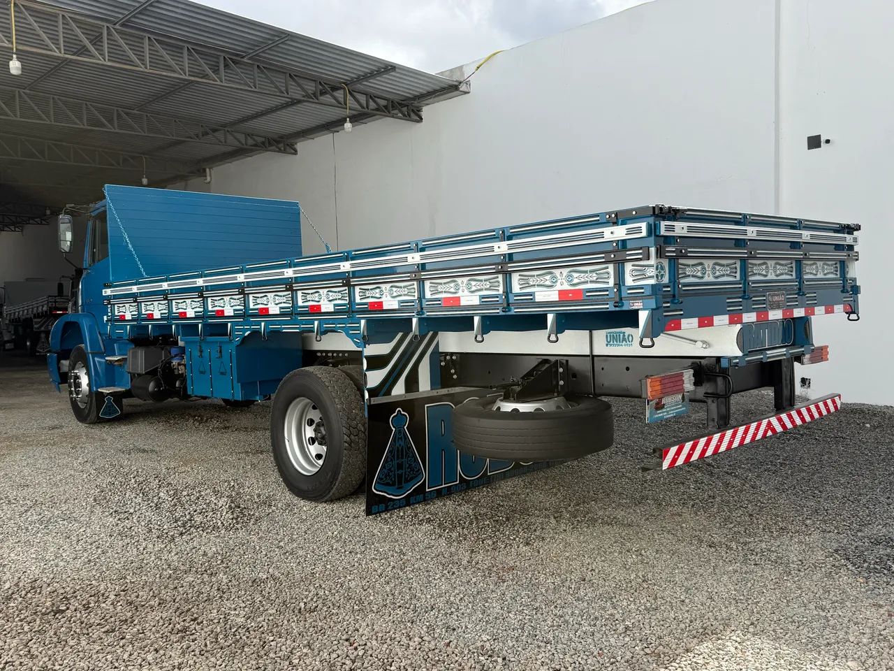 Atron 1319 ano 2016  - Foto 13