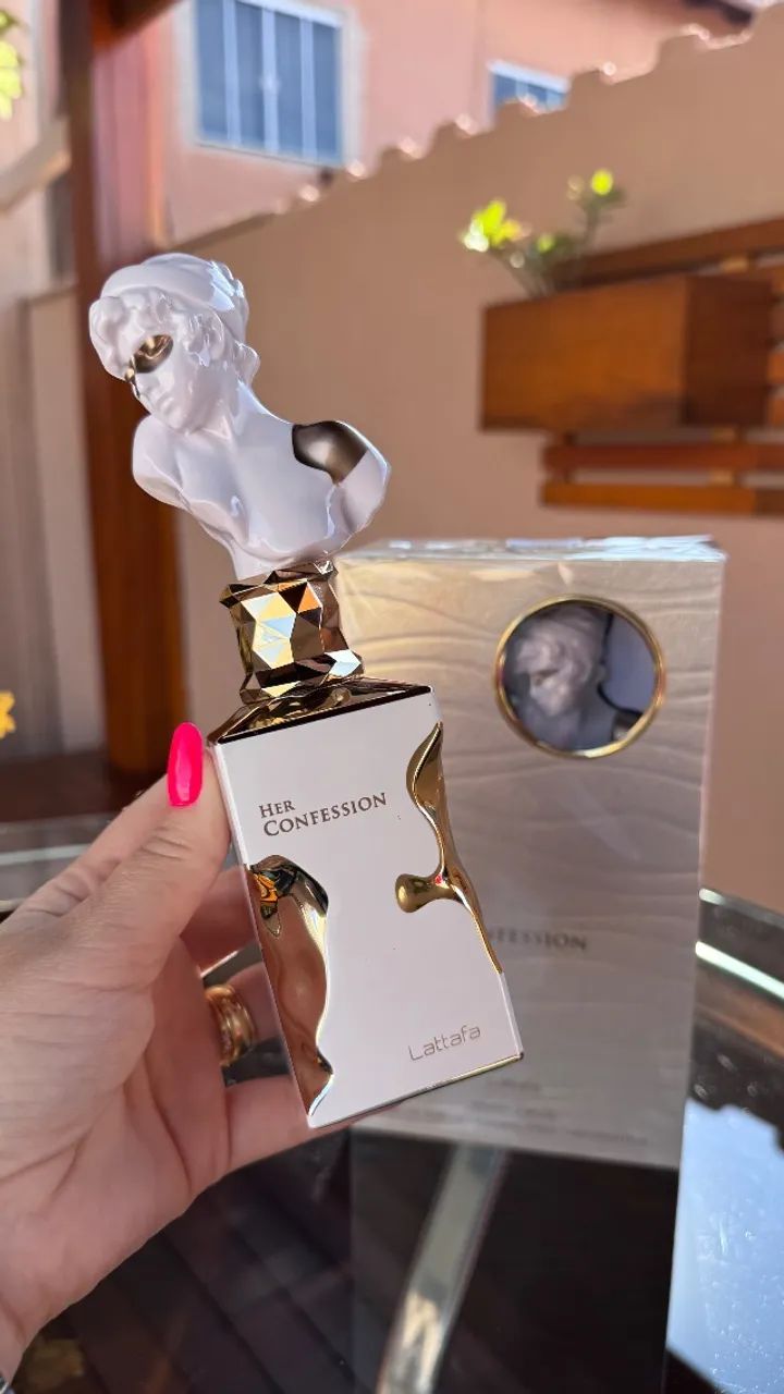 Perfume Feminino Árabe Her Confession Lattafa 100ml 