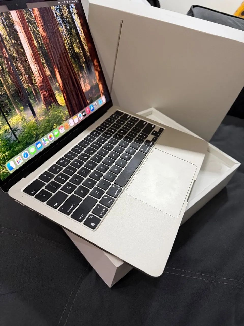 MacBook Air M2 Starlight 16GB RAM | Gatantia Apple Até 07/26