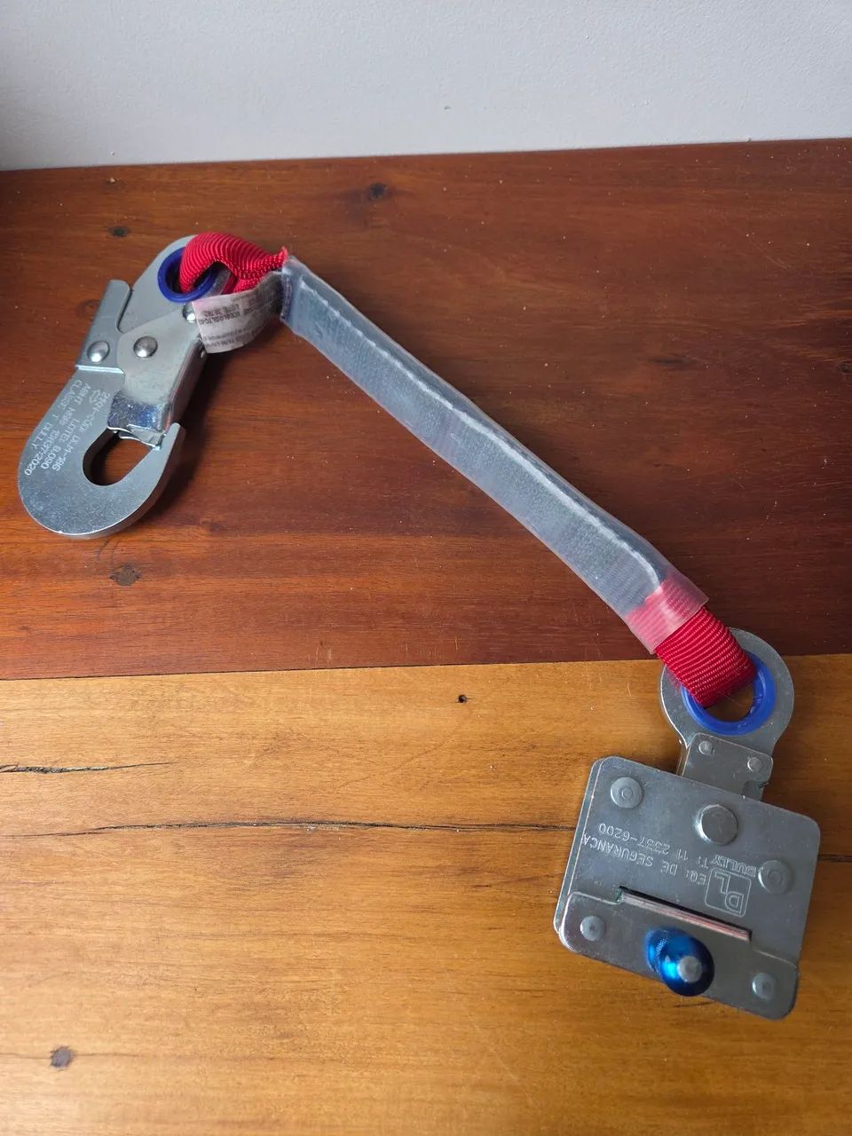 4 cinturão de segurança paraquedista dully e 1 trava quedas NOVOS - Foto 3