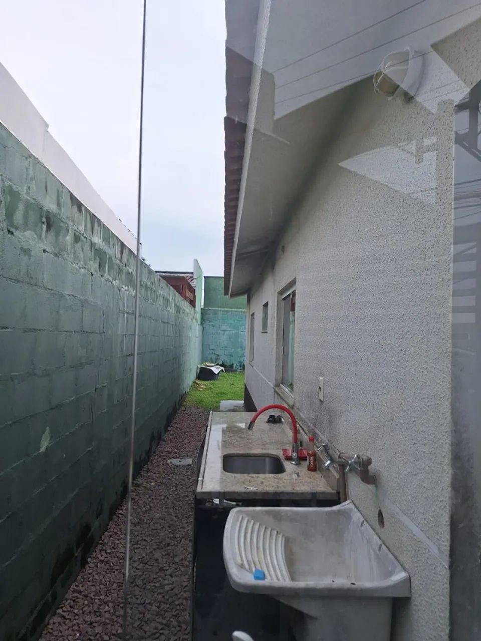 Casa de esquina; Casa com 3 quartos - 85m²