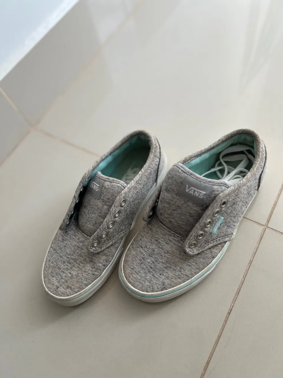 Tênis Vans Cinza original TAM: 34