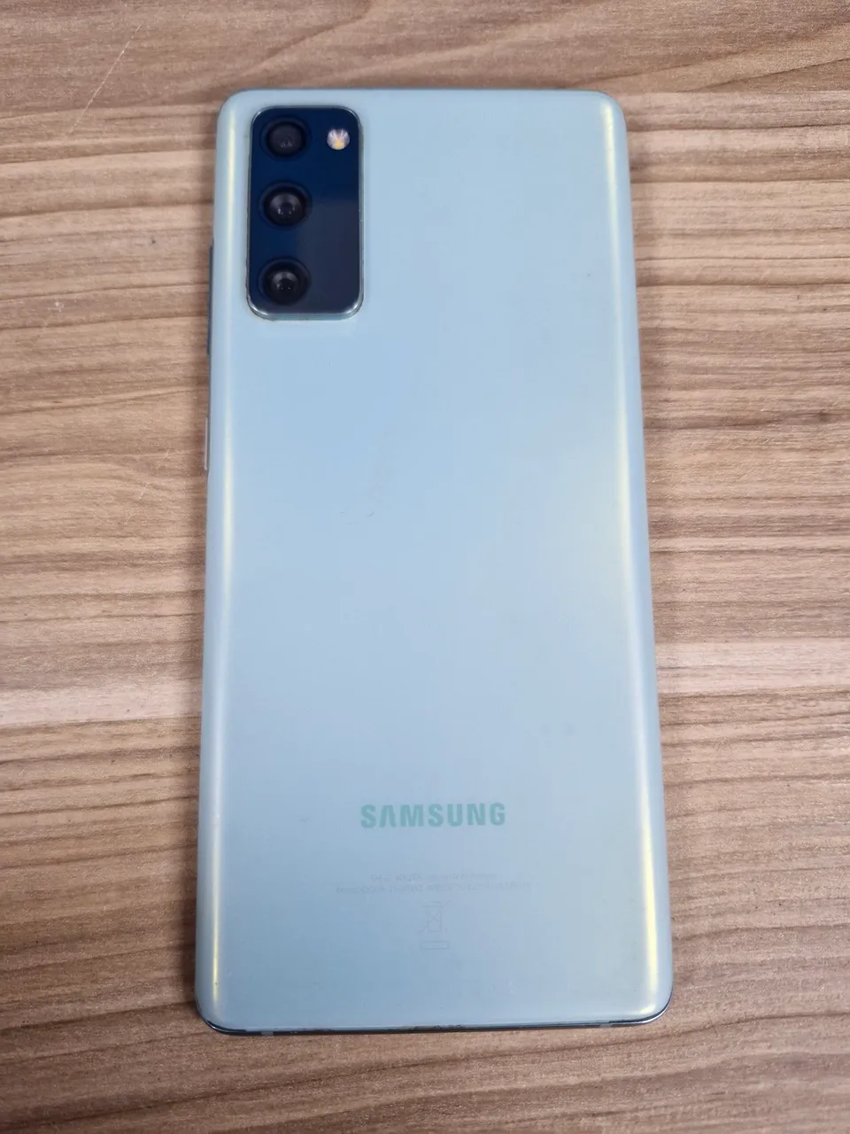 Oportunidade imperdível: Celular à venda em um ótimo preço.