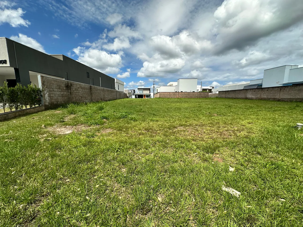 Lote no Alphaville para venda com 402 metros quadrados em Aeroclube - Porto Velho - RO