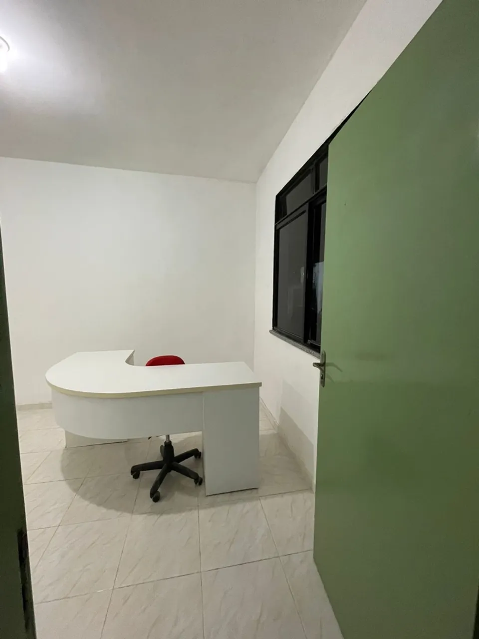 ALUGO SALA COMERCIAL