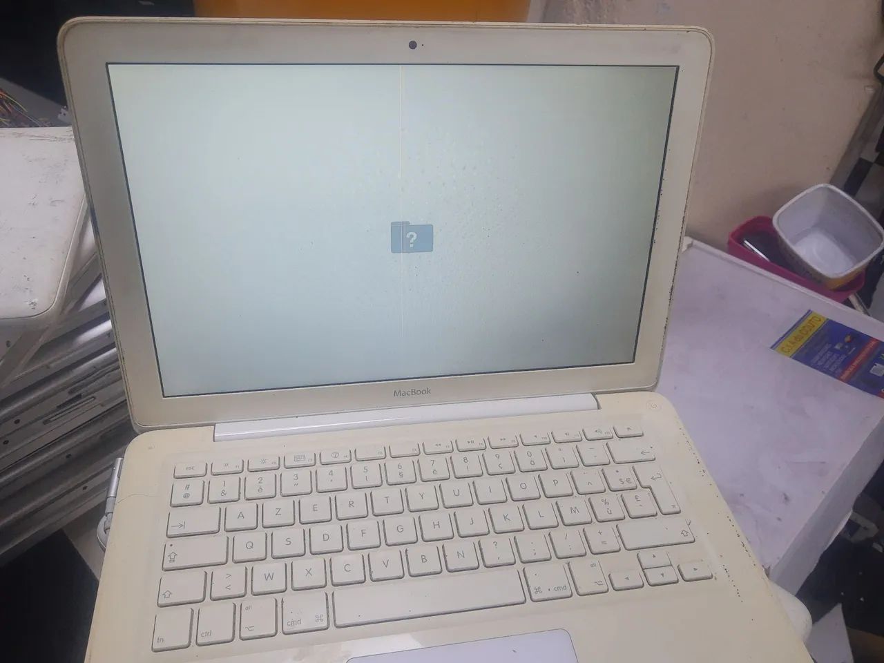 Lote com 9 macbook antigo para retirada de peça ou colecionador  - Foto 5