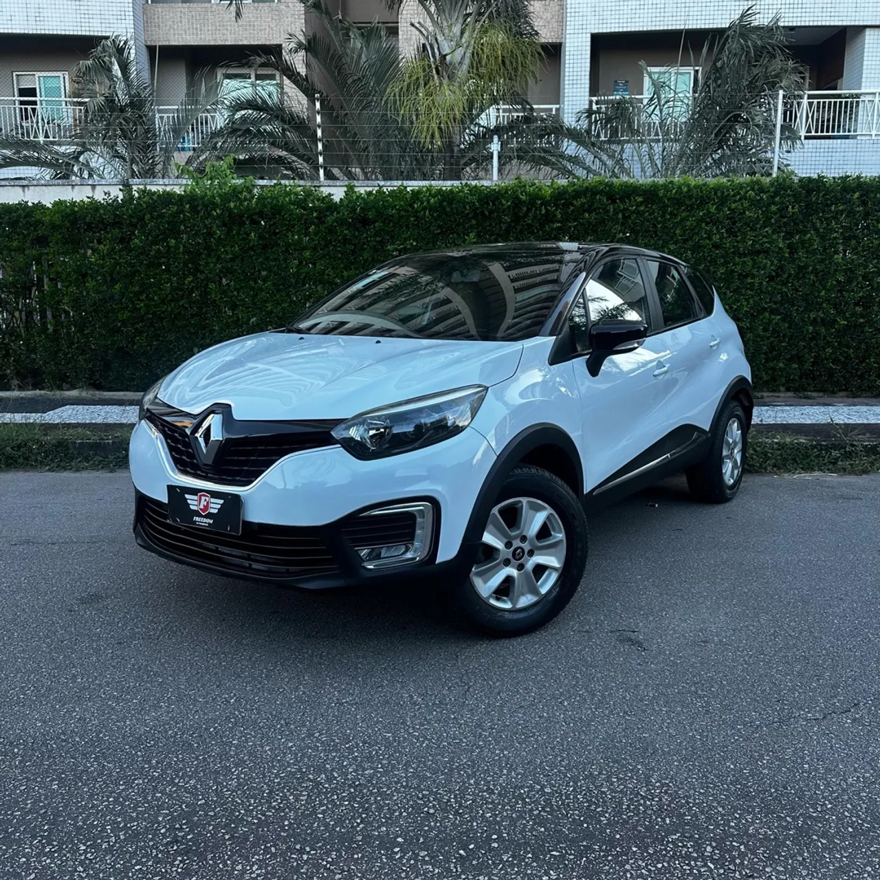 Baixou !!! CAPTUR 1.6 LIFE 2021 NOVÍSSIMA