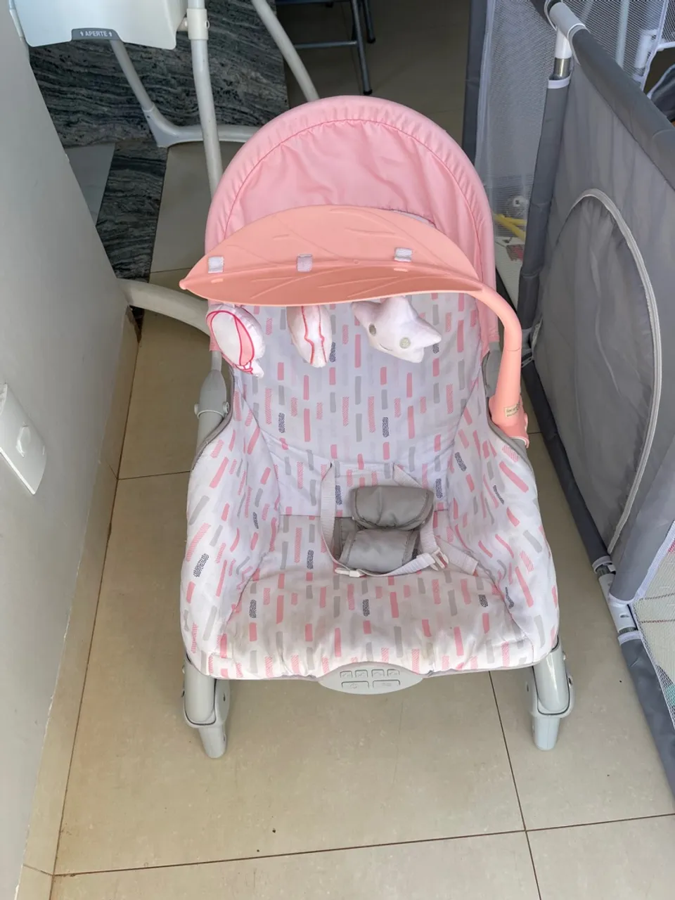 Cadeirinha Balanço para Bebê - R$ 250,00