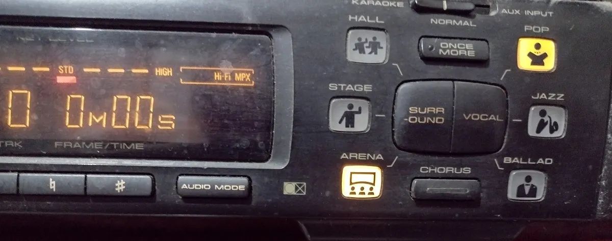 Pioneer CLD-V820 CD CDV LaserDisc Player & Karaoke System - Foto 3