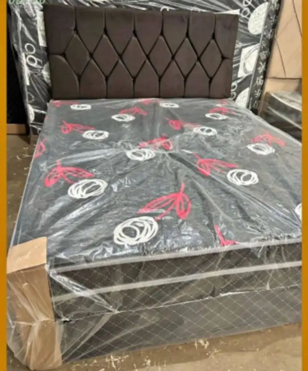 Cama Box Casal com colchão acoplado em oferta imperdível 