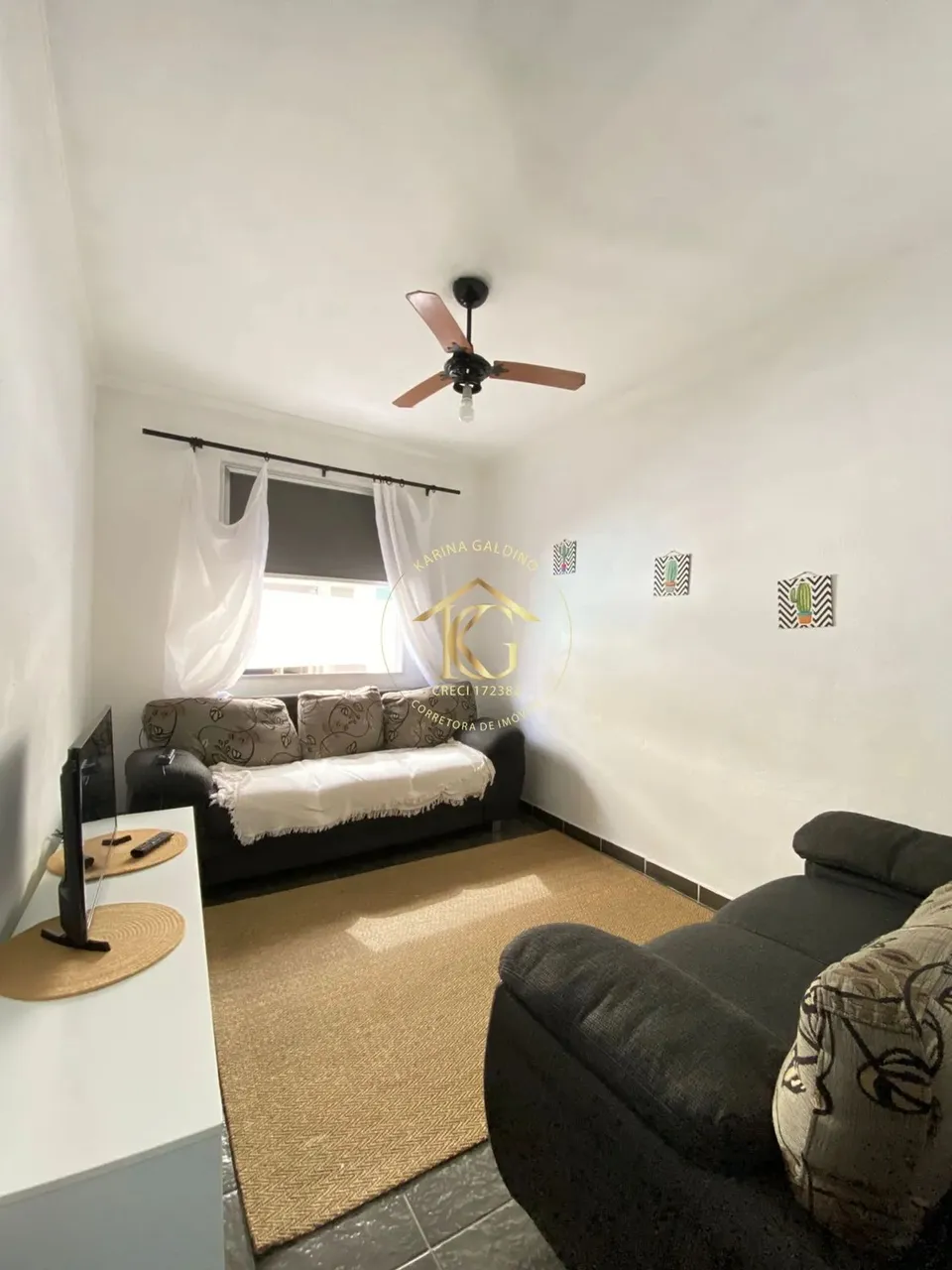 Apartamento Semimobiliado à Venda no Bairro Canto do Forte, Praia Grande/SP