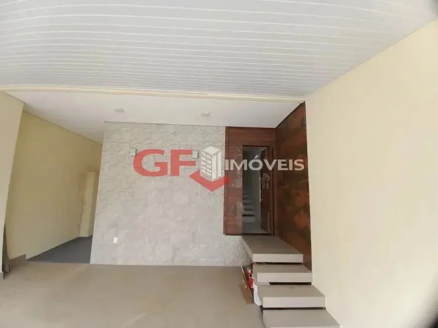EXCELENTE CASA A VENDA NO DONA CLARA, 04 QUARTOS, SUÍTE COM CLOSET, 4 VAGAS COBERTAS - Foto 2