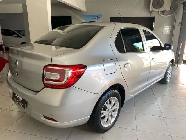 VENDO OU TROCO  LOGAN 2022 - Foto 4