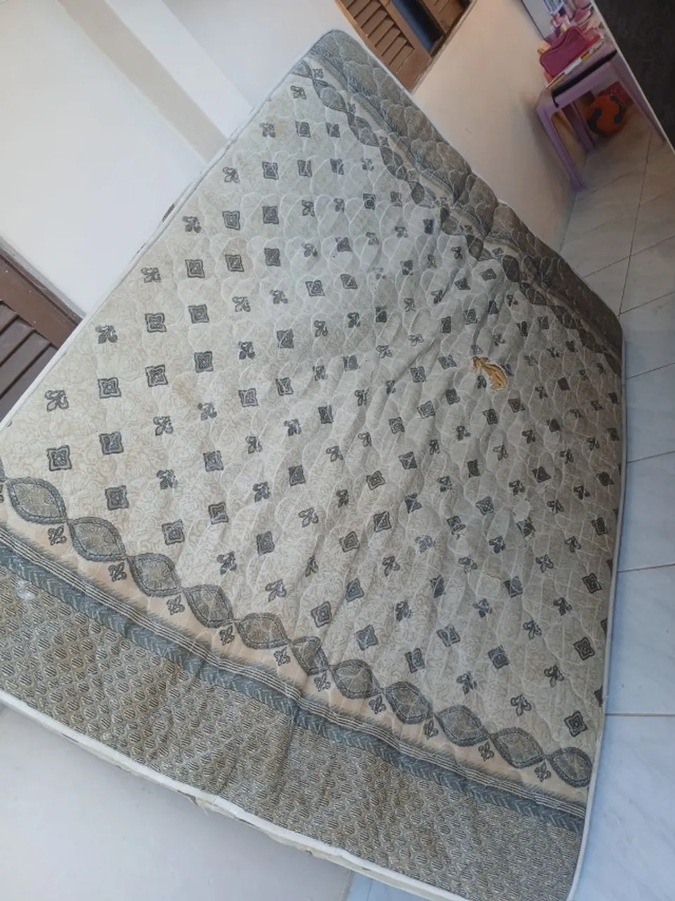 Cama de casal com colchão