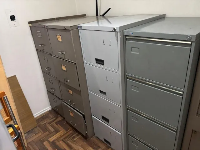 Arquivo para pasta suspensa em aço 4 gavetas de correr