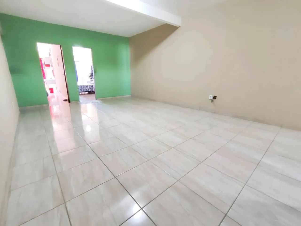 VENDO CASA TRIPLEX NA ANTÔNIO BASILIO - Foto 3